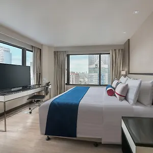 4* Hotel Seda Residences Makati