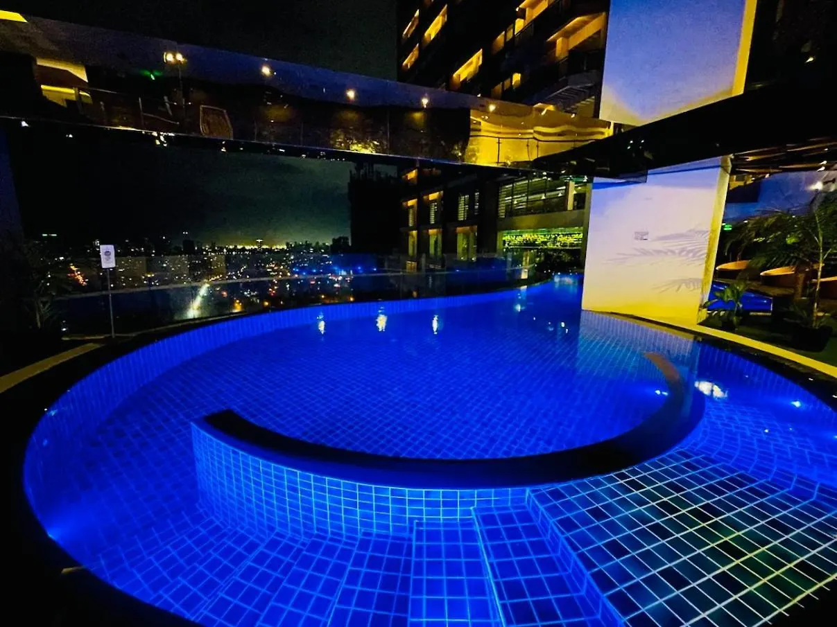 The Gramercy Residences 1Br Suite With 600Mbps Wifi Netflix & Free Amenities Makati City 0*,