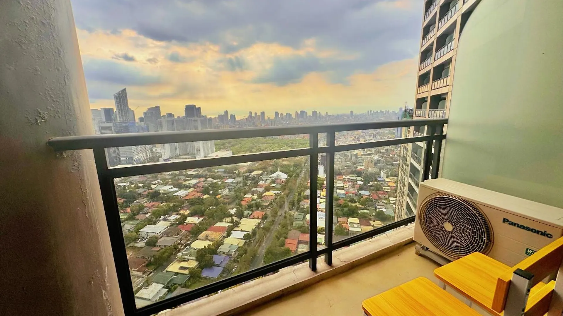 The Gramercy Residences 1Br Suite With 600Mbps Wifi Netflix & Free Amenities Makati City Hotel
