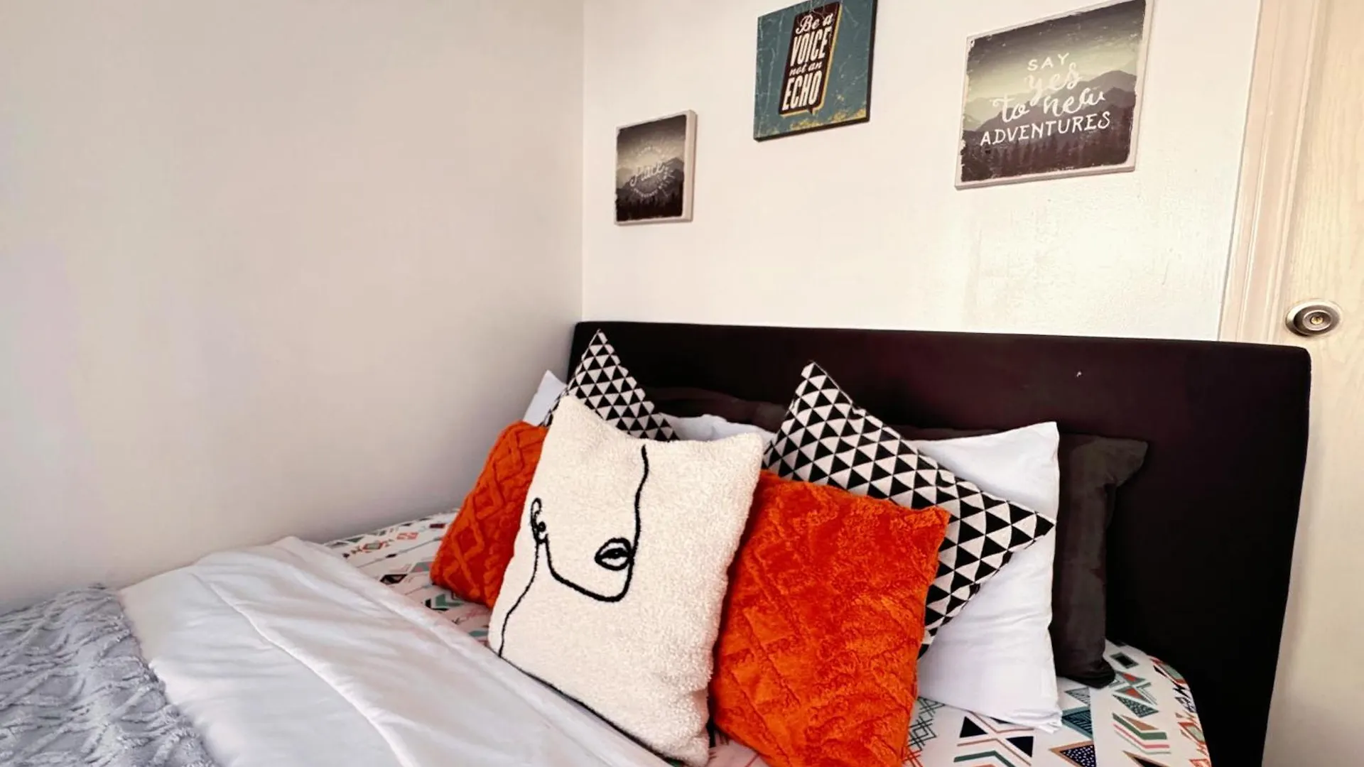 The Gramercy Residences 1Br Suite With 600Mbps Wifi Netflix & Free Amenities Makati City Hotel