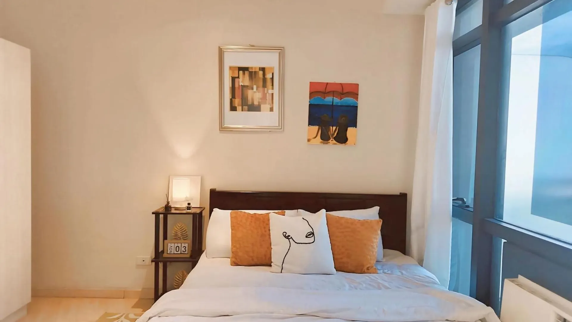 Hotel The Gramercy Residences 1Br Suite With 600Mbps Wifi Netflix & Free Amenities Makati City